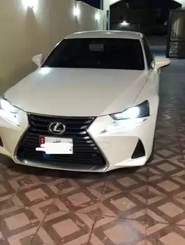 Usado Lexus IS Unspecified Venta en Doha #5496 - 1  image 